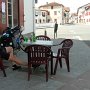 Keerpunt St-Jean-Pied-du-Port: windstil, 38 °C in de schaduw, en links om de hoek wachten de steile cols van de Baskische Pyreneeën: beestachtig afzien!